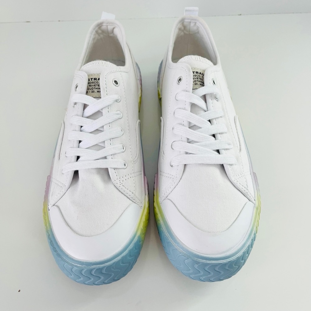 LEVI’S Modern Lo Dream Factory Sneakers in White Multicolor - Picture 8 of 13